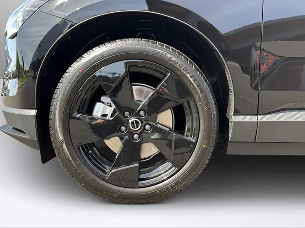 Volvo EX30 E60 Plus Swiss Black Edition
