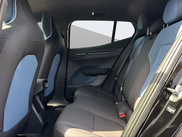 Volvo EX30 E60 Plus Swiss Black Edition