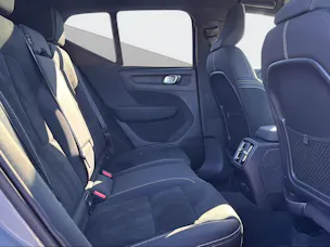 Volvo EX40 Twin Black Edition AWD