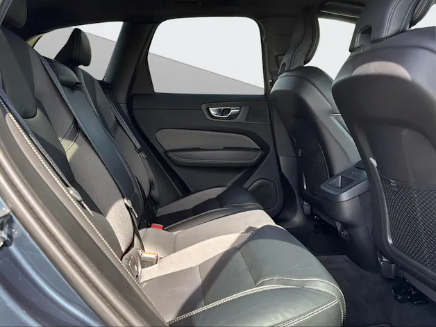 Volvo XC60 2.0 B5 MH Plus Dark AWD