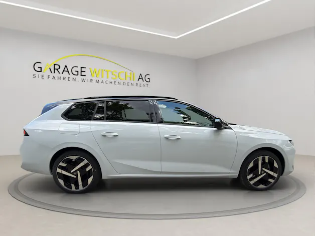 Opel Astra Electric Sports Tourer Ultimate