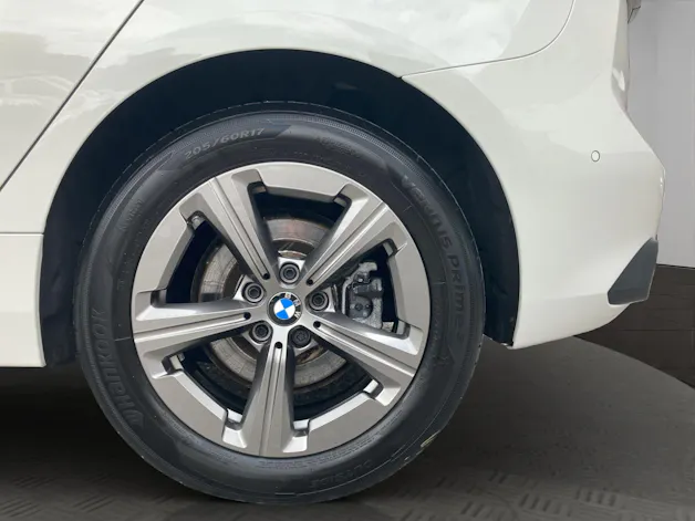 BMW 223d xDrive Active Tourer