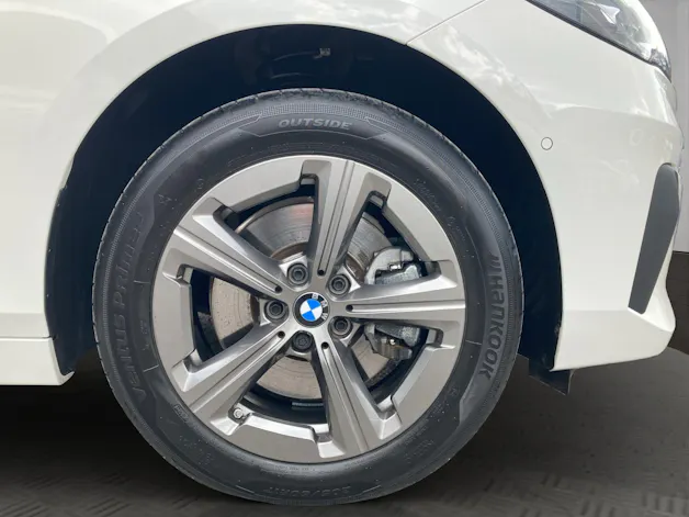 BMW 223d xDrive Active Tourer