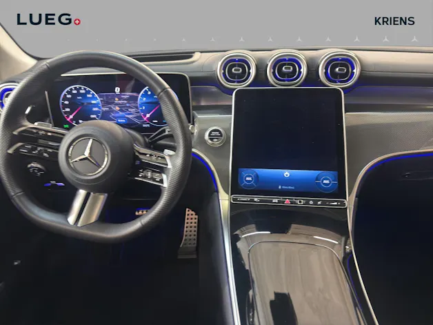 Mercedes-Benz GLC 200 4M - AMG / 360 Grad Kamera / Head-Up Display / Panorama-Dach