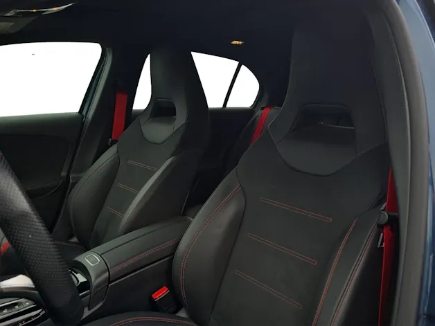 Mercedes-Benz A 35 AMG 4Matic Speedshift