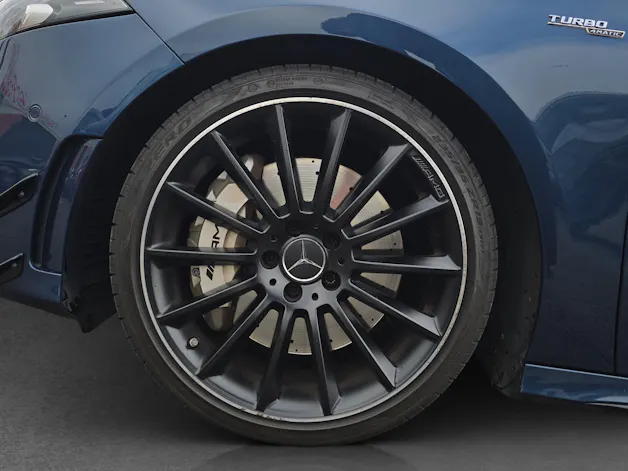Mercedes-Benz A 35 AMG 4Matic Speedshift