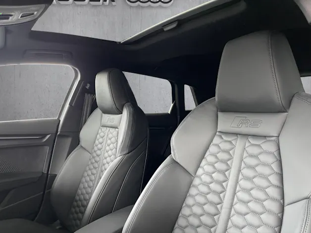 Audi RS3 Sportback 2.5 TSI quattro S-tronic
