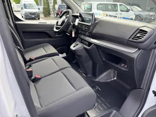 Peugeot Expert 2.2 BlueHDi 150 S&S Long EAT8