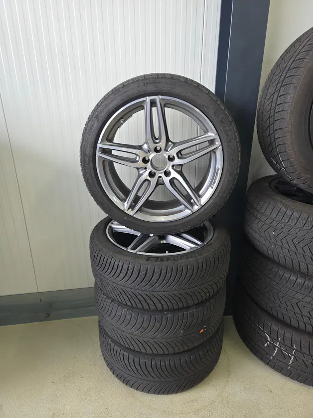 Mercedes-Benz E 43 AMG 4 Matic 9G-Tronic