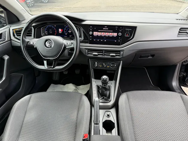 VW POLO