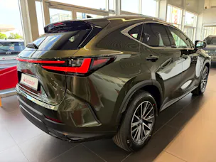 Lexus NX 450h+ E-FOUR Comfort