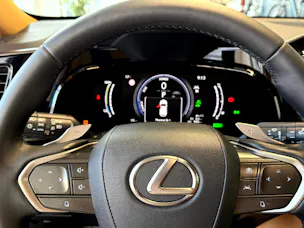 Lexus NX 450h+ E-FOUR Comfort