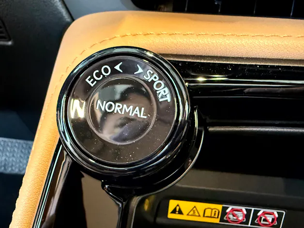 Lexus NX 450h+ E-FOUR Comfort