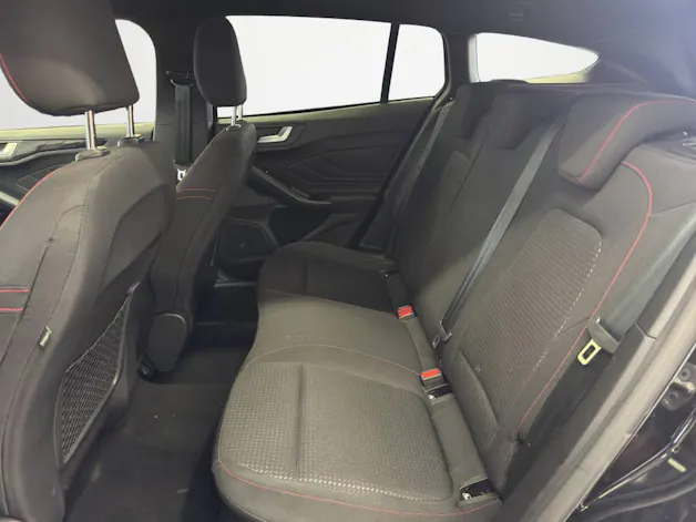 Ford Focus Station Wagon 1.0i EcoB Hybrid 155