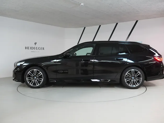 BMW 520d xDrive 48V Touring M Sport Steptronic
