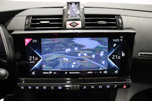 image du véhicule DS AUTOMOBILES 7 Crossback 1.6 E-Tense Louvre 4x4