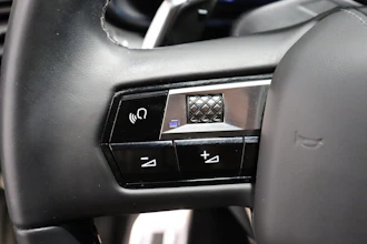https://vehicle.imgix.net/4316944/b1720809-fa01-40ee-a184-68c078cef6bb.JPG