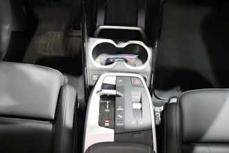 https://vehicle.imgix.net/4316953/90b1cdba-8a3a-4227-bf7a-731908b728c6.JPG