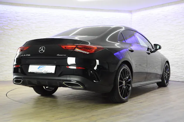 Mercedes-Benz CLA 250 Swiss Star AMG Line 4matic
