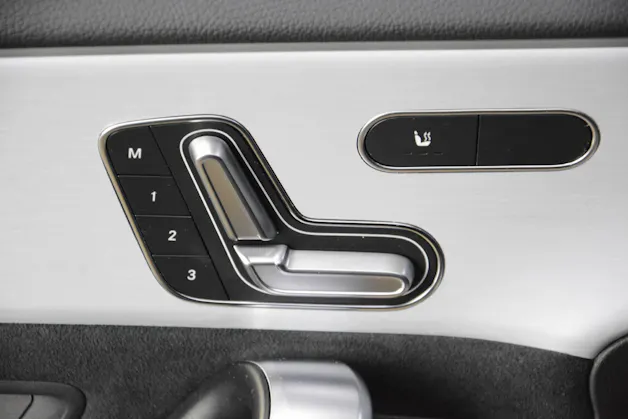 Mercedes-Benz CLA 250 Swiss Star AMG Line 4matic