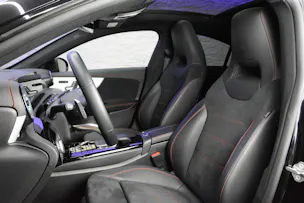 Mercedes-Benz CLA 250 Swiss Star AMG Line 4matic