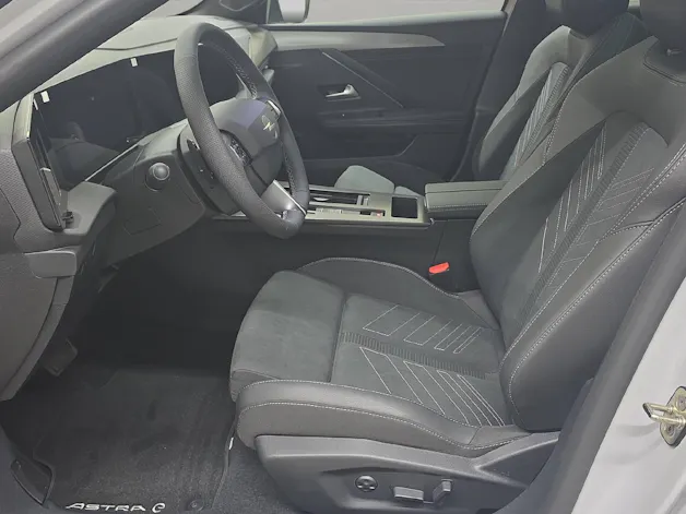 Opel Astra-e Sports Tourer Ultimate