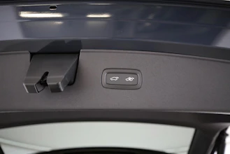 https://vehicle.imgix.net/4316976/1f46e51e-0499-43a3-a911-655b7561896f.jpg