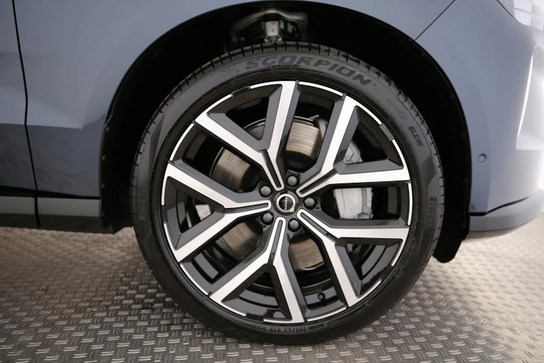 immagine del veicolo VOLVO EX 90