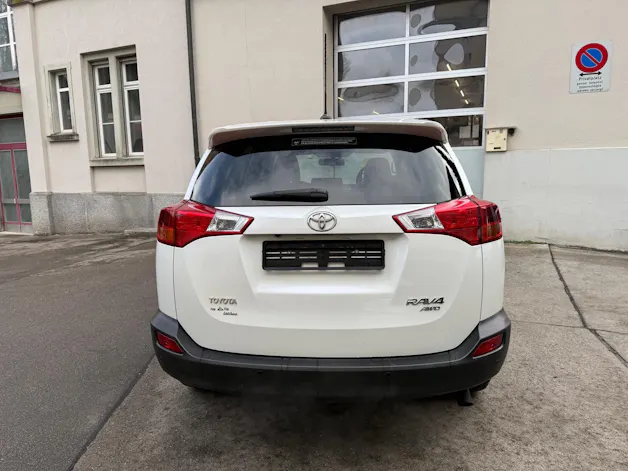 Toyota RAV4 2.0i VMa Style MdS