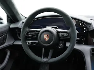 Porsche Taycan GTS Sport Turismo