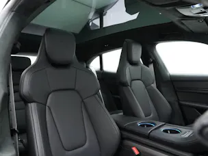 Porsche Taycan GTS Sport Turismo