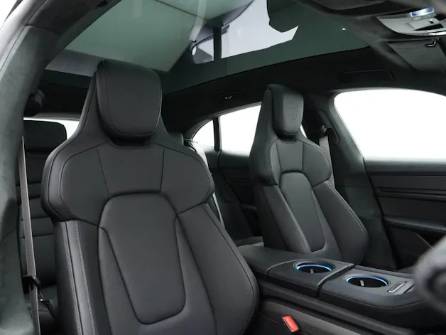Porsche Taycan GTS Sport Turismo