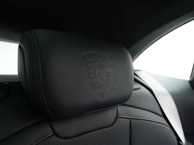 Porsche Taycan GTS Sport Turismo
