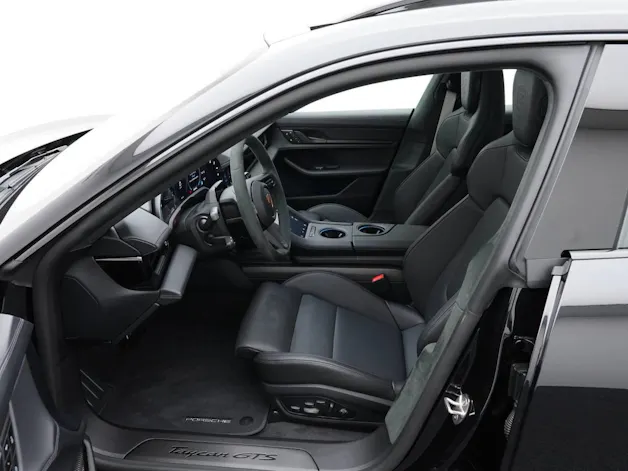 Porsche Taycan GTS Sport Turismo