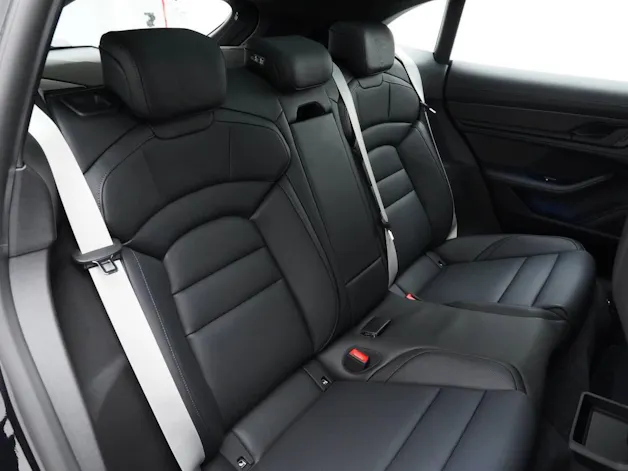 Porsche Taycan GTS Sport Turismo