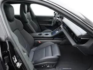 Porsche Taycan GTS Sport Turismo