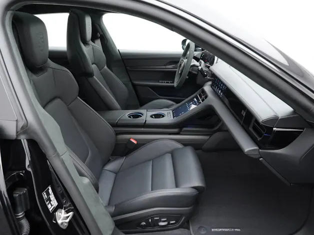 Porsche Taycan GTS Sport Turismo