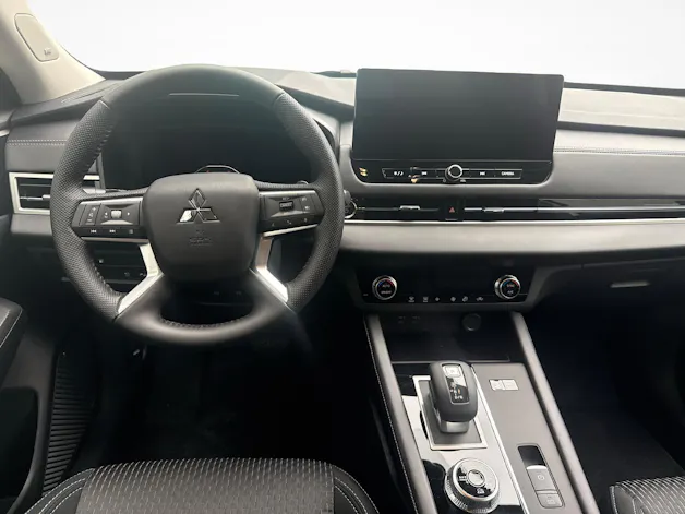 Mitsubishi Outlander 2.4 PHEV Inform 4x4