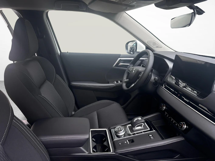 Fahrzeugbild MITSUBISHI OUTLANDER