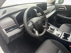 Mitsubishi Outlander 2.4 PHEV Inform 4x4