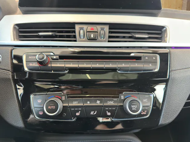BMW X1 20i xDrive SAG