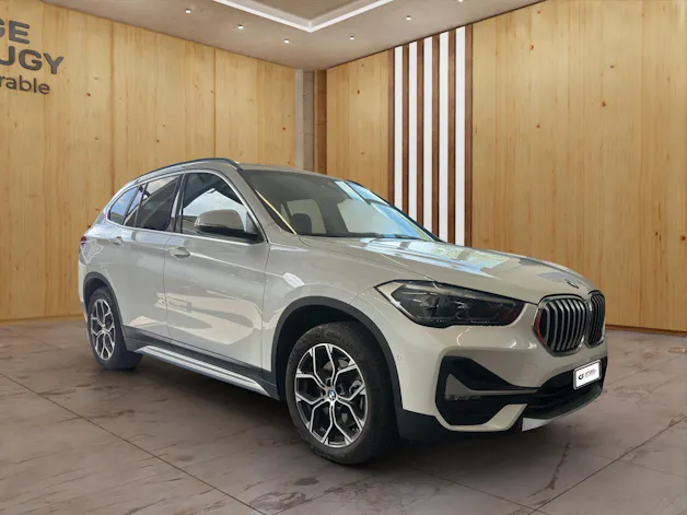 BMW X1 20i xDrive SAG