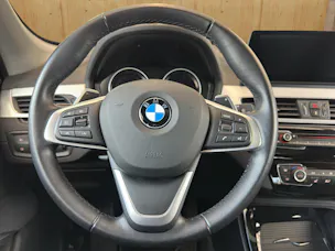 BMW X1 20i xDrive SAG