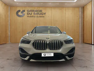 BMW X1 20i xDrive SAG