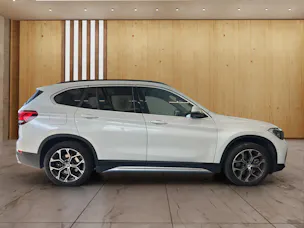 BMW X1 20i xDrive SAG