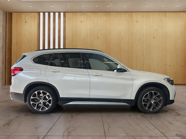 BMW X1 20i xDrive SAG