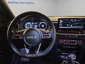 https://vehicle.imgix.net/4317032/ccfe29b9-e394-4991-825f-113b13254d64.jpg