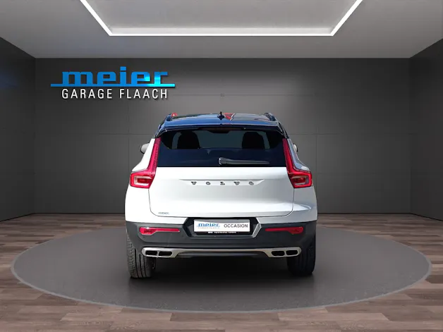 VOLVO XC40 2.0 T5 R-Design AWD