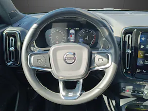 Volvo XC40 2.0 T5 R-Design AWD