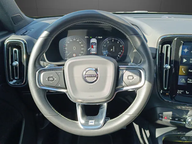 Volvo XC40 2.0 T5 R-Design AWD